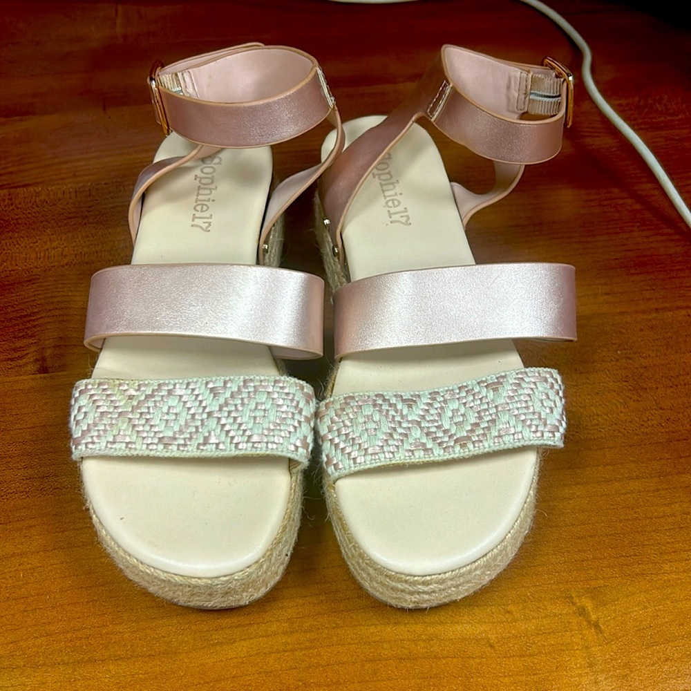 Limelight Big Kid Sophie17 Sandals